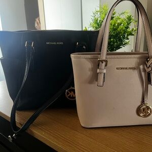 Micheal kors purses
